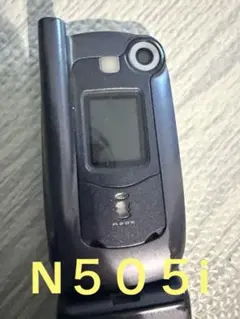 ドコモ N505i黒　シルバー docomo ガラケー 携帯電話　黒　ジャンク