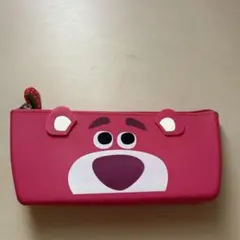 ロッツォ シリコンペンケース