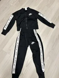 NIKE セットアップ　xs