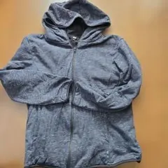 ユニクロ　ブロックテックパーカー　ダークグレー Mサイズ