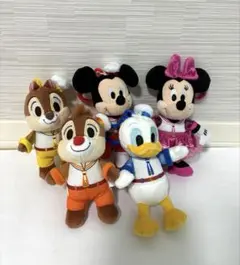 ディズニーランド、シー ドナルド、デイジーぬいぐるみバッジ 9点