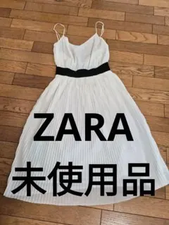 ZARA TRF ノースリーブ プリーツワンピース ホワイト XSのサムネイル