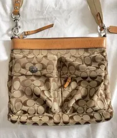COACH コーチ 6448 シグネチャー ショルダー バッグ ベージュのサムネイル