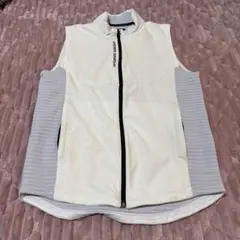 アンダーアーマー　ダウンベスト　ゴルフ