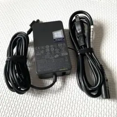中古動作品サーフェス純正アダプタ　1800 44W #O