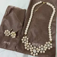 【美品】AIMER/エメ ネックレス/イヤリング　2点セットのサムネイル