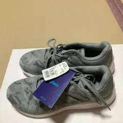 asics グレー スニーカー 25.0cmのサムネイル