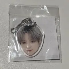 TREASURE ジフン 顔アクキー