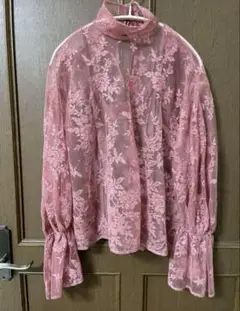 新品 REKISAMI ♡ 刺繍レースブラウストップスピンク M レキサミ 新品
