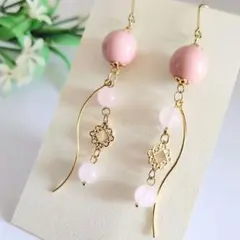 ピアス イヤリング 天然石 ローズクォーツ ロング ピンク 曲線 可愛い