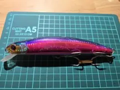 Item thumbnail for item 8fa5313b-e4ab-489c-88c1-9cc0e049f045