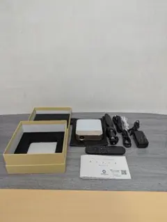 UENO-mono KABENI PRO スマートミニプロジェクター 本体 - メルカリ