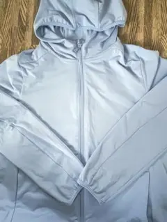 エアリズムパーカー　150センチ　水色