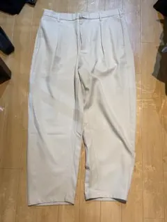 GU スラックス 白 ベージュ オフホワイト XL