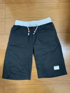 ショートパンツ