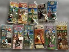 どこでもドラえもん ストラップ まとめ売り 32点 地域限定 北海道