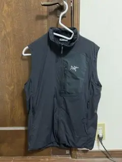 2026年最新】arc'teryx アークテリクス ベストの人気アイテム - メルカリ