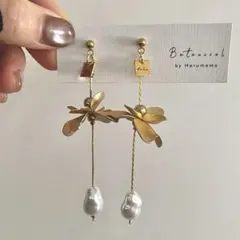 【大特価】大人気！！大人可愛いゴールドフラワーピアス　イヤリング