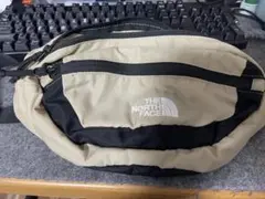 THE NORTH FACE ボディバッグ ベージュ/ブラック