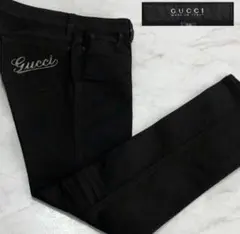 グッチ「Gucci」の黒 コーデュロイフレアパンツ GUCCI（グッチ） Embroidered Velvet Pants ラインストーン装飾 ベロア