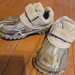 Crocs 迷彩 ベルト付きスニーカー c8-9 15〜16cm