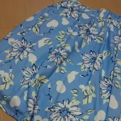 新品★花柄ミニスカート titty&Co. ブルー　青色