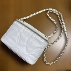 【未使用】メナード　ミニバニティバッグ　ショルダー　ホワイト