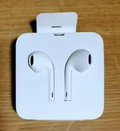 iPhone 純正 有線イヤホン イヤホンジャック付き　Lightning