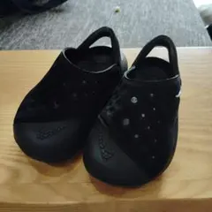 Nike キッズ用 ブラックサンダル