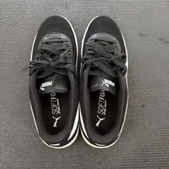 PUMA スニーカー ブラック ホワイトのサムネイル
