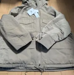 ユニクロ 未使用ハイブリッドオーバーパーカ　XL