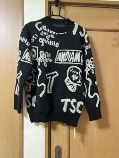 グラフィックプリント 長袖ニットセーター　タグ付き