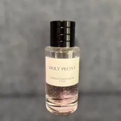 り*ん様 ディオール ホーリーピオニー オードゥパルファン 40ml 香水