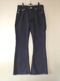 AMERICAN HOLIC ブラック フレアデニムパンツ カットオフのサムネイル