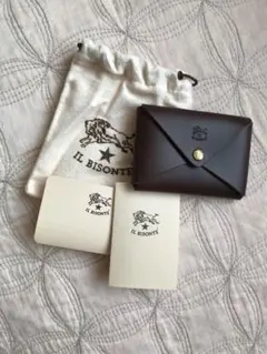 新品☆イルビゾンテ☆カードケース☆ダークブラウン
