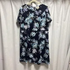 大きいサイズ ひざ丈ワンピース