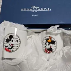 【送料込】ディズニーアンダサバーホテル　ミッキー＆ミニー マグカップセット