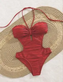 赤いリボン付きワンピース水着