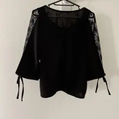 【美品】INGNI ブラック レーススリーブ トップス　Ｍサイズ