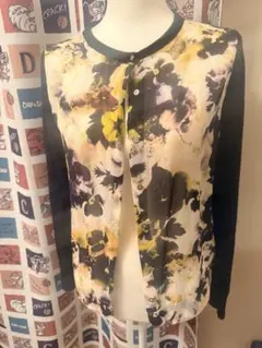 【美品】ポールスミス　花柄長袖カーディガンのサムネイル