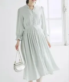 トッコクローゼット　パステルグリーン　フロントボタンデザイン　ワンピース