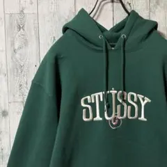 ステューシー　センター刺繍ロゴ　スウェット　パーカー　XL 緑色 美品