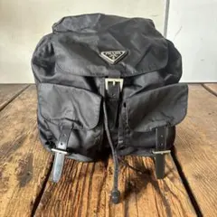 プラダ リュック 三角ロゴ テスートナイロン レザー ブラック 黒