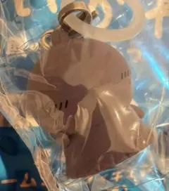 映画ちいかわ 人魚の島のひみつ入場者特典 めじるしアクセサリーチャーム ヒトハ