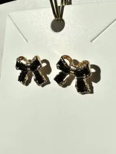 【美品】大人可愛い ブラックリボン ピアス ゴールド×ブラック 上品