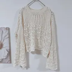 アースミュージックアンドエコロジー　レース編みニット　長袖トップス　ベージュ　F