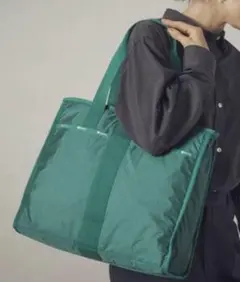 LeSportsac ESSENTIAL CARRYALL ラッシュメドウC 緑 - メルカリ