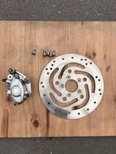 〜03スポーツスターxl1200s 純正ダブルディスクキャリパー 03スポーツスターxl1200s 純正ダブルディスクキャリパー - メルカリ
