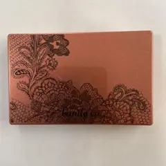 banila.co アイシャドウのサムネイル