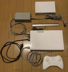 任天堂 Wii U 本体 シロ コントローラー 外付けハードディスク セット